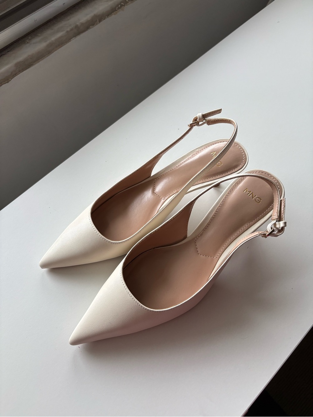 Mango Cream Pointed Slingback Pumps with Adjustable Strap